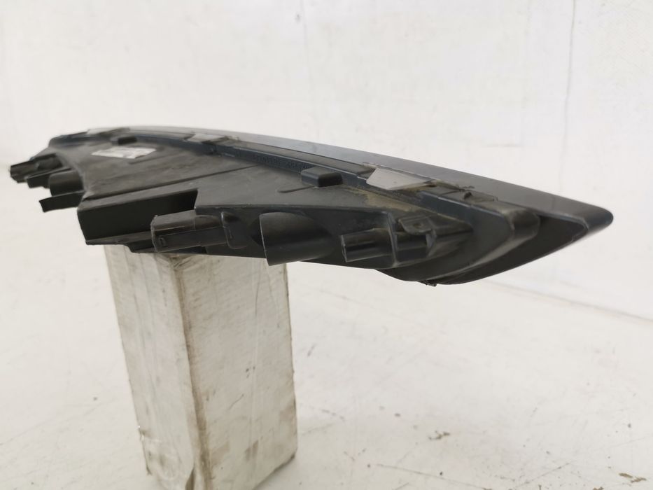 Порше Макан / Porsche Macan Ляв LED прожектор, оригинален, в добро със