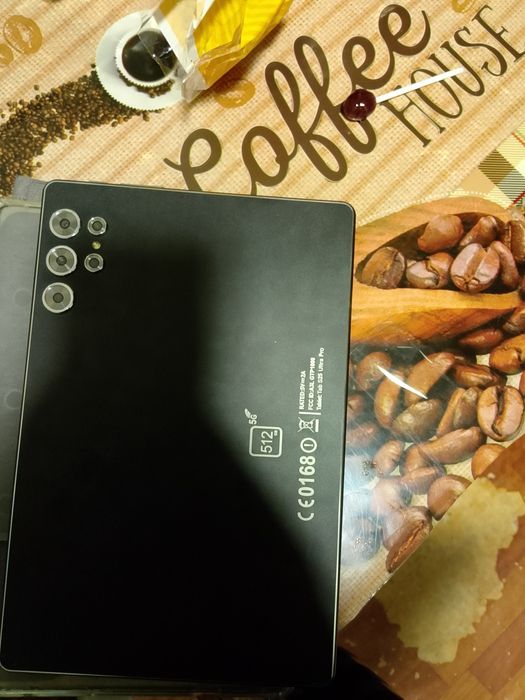 Планшет в 3 одном