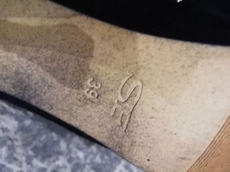 Продам Сапоги 39рр