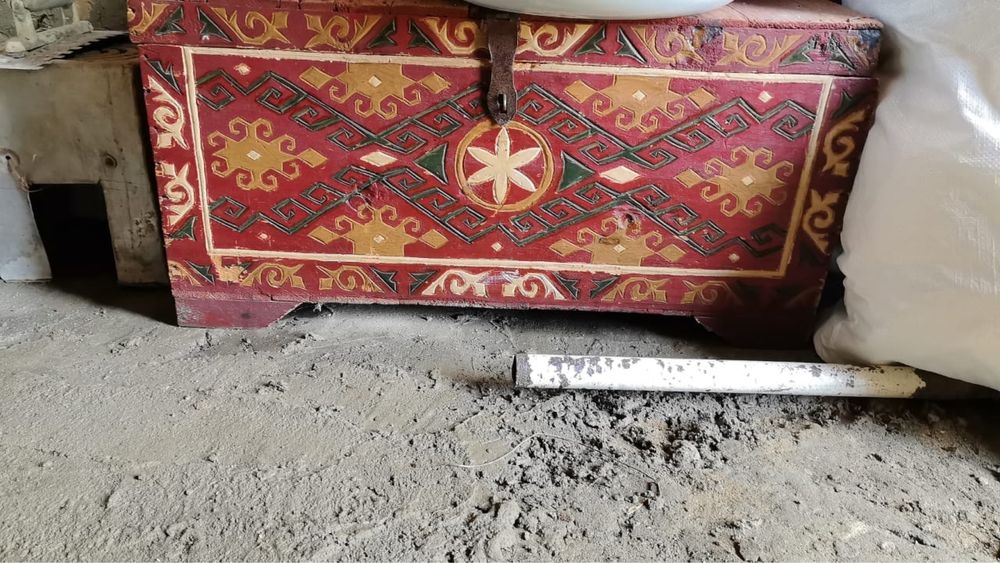 сундук старинный