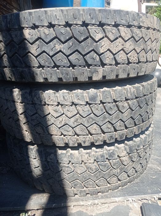 Продам резину TRIANGLE 215/75 R 17.5