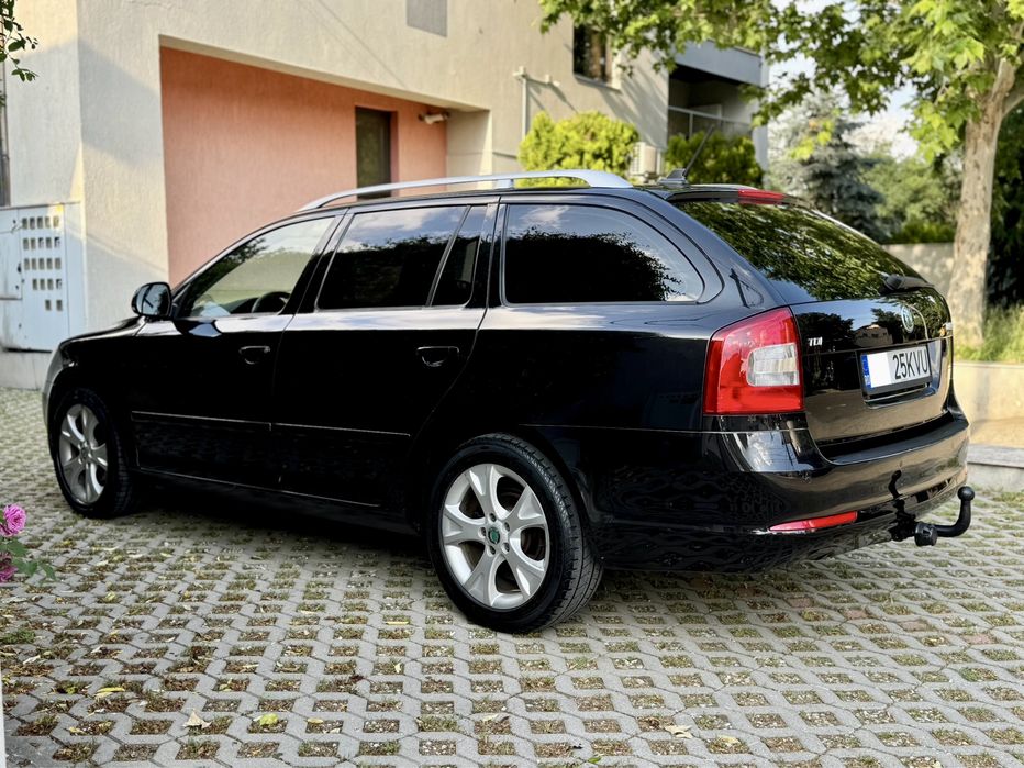 SKODA Octavia 2013 — imagine 3