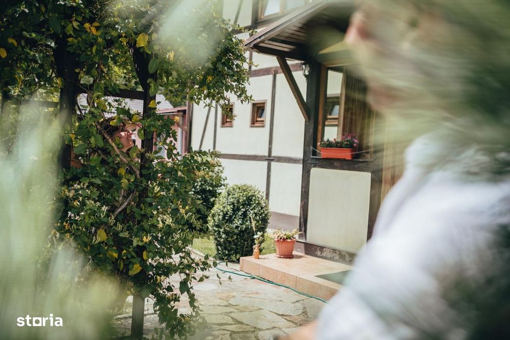 De vânzare – Pensiune turistică complet funcțională în Sadu, Sibiu
