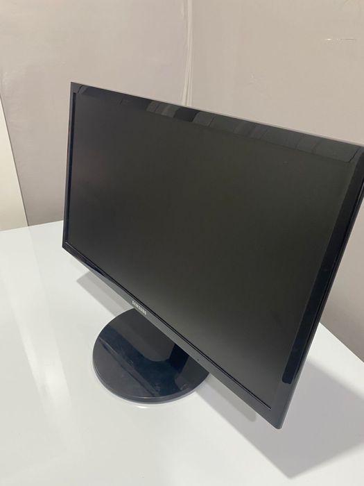 Монитор Samsung S22F350FHI