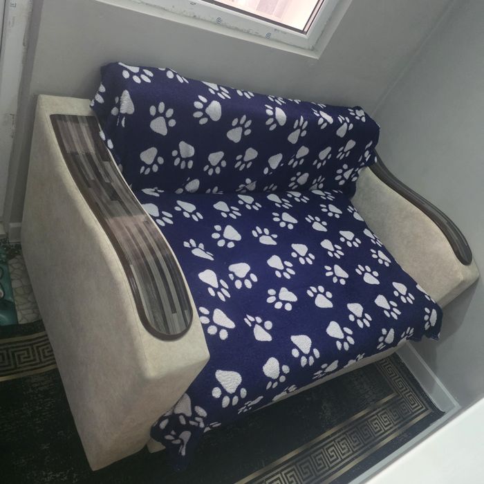 Продам диван в хорошем состоянии