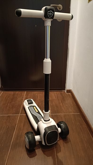 Trotinetă/scooter action one