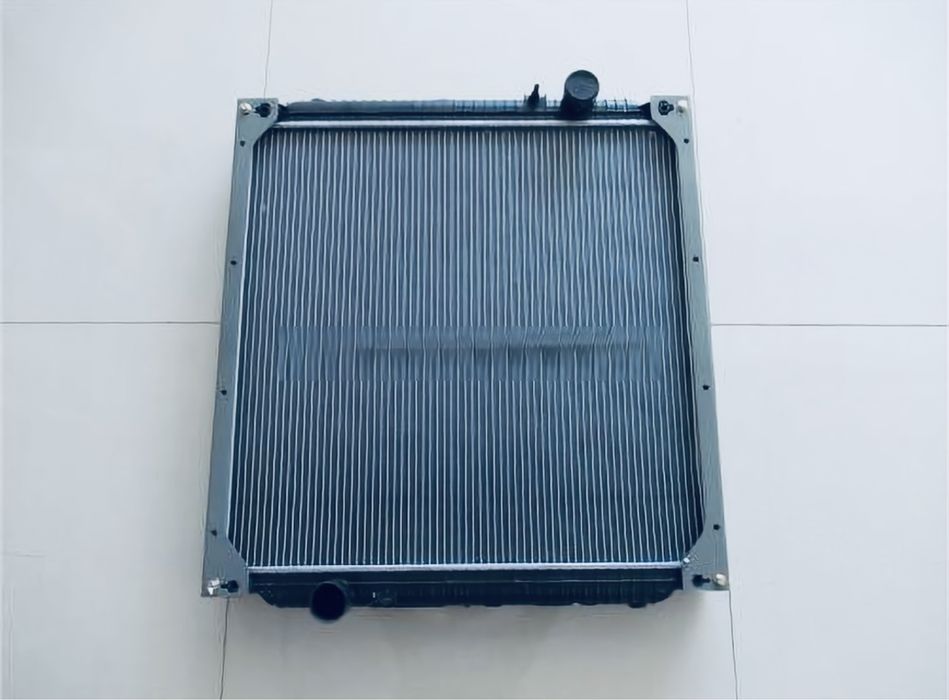 Радиатор ХОВO /HOWO