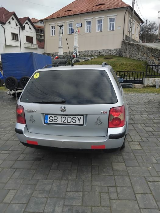 vand sau schimb passat b5.5 1.9 TDI 131 CP