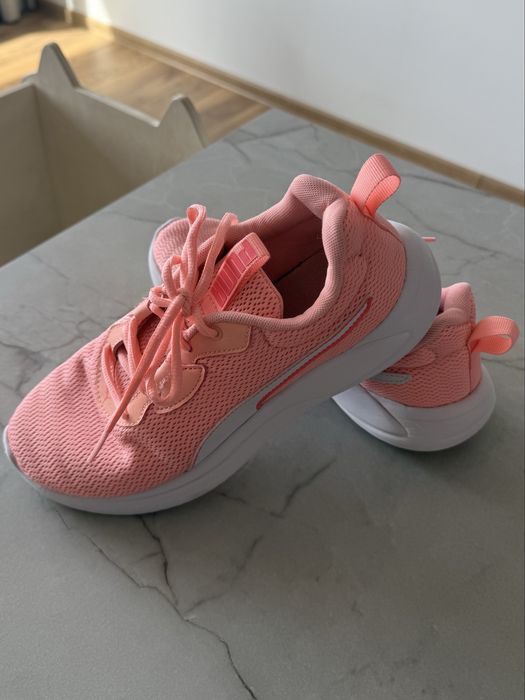 Дамски маратонки Puma, 38