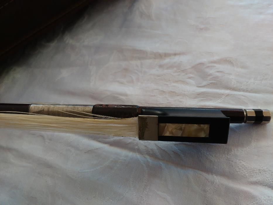 Цигулка с 2 лъка