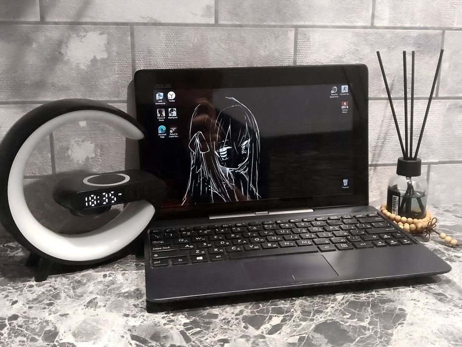 Лаптоп Asus t100fa