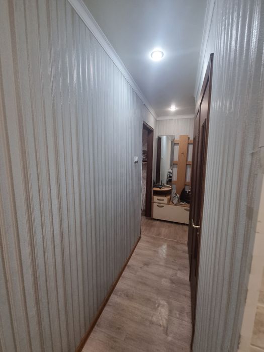 Сдам  2 комн квартиру в центре