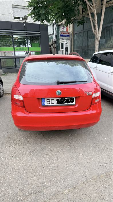 SKODA Fabia 2011 — imagine 2