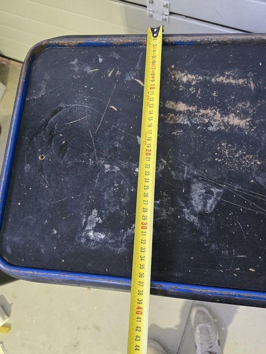 Banc scule,  dulap scule