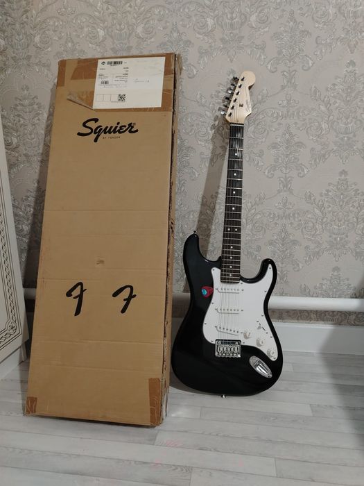 Электро Гитара сатылады.