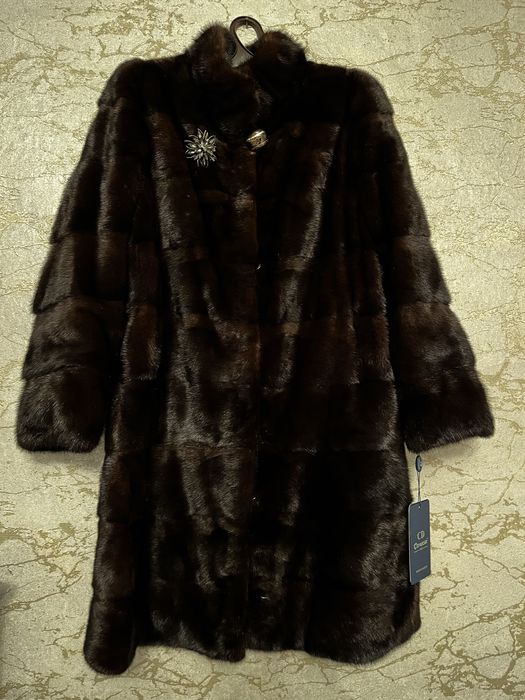 Продам норковую шубу