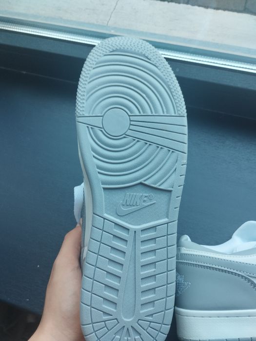Кроссовки Nike новые