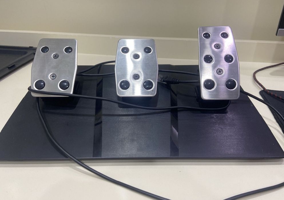 Продам игровой руль