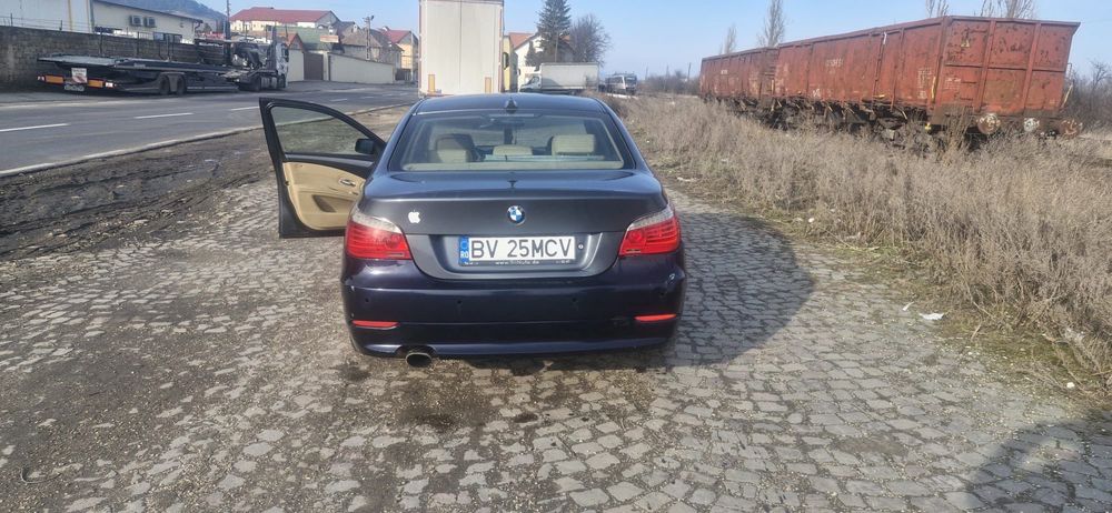 Vand, BmwE60 anul 2009  mai multe detali la numarul de telefon