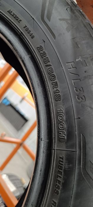 225/60 R18 Bridgestone