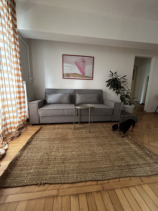 Inchiriez apartament