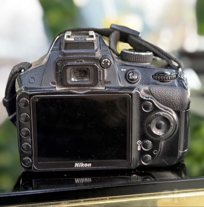 Прлдается срочно фотопарат Nikon3200