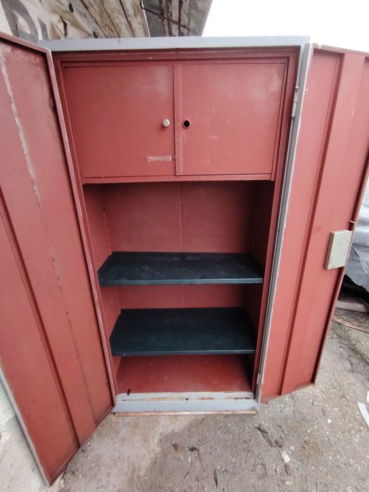 Fișet metalic-dulap metalic