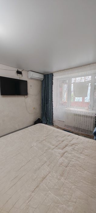 Продаётся 1- Ком Квартиру ,В центре Площадь.