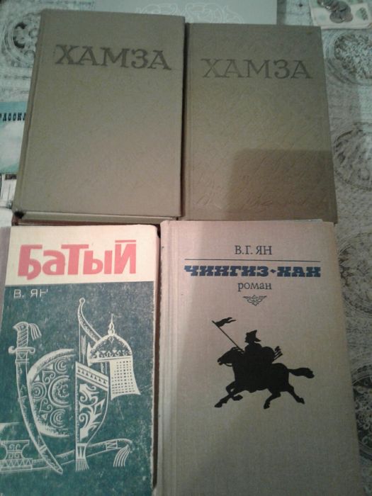 книги советских времен и по рукоделию