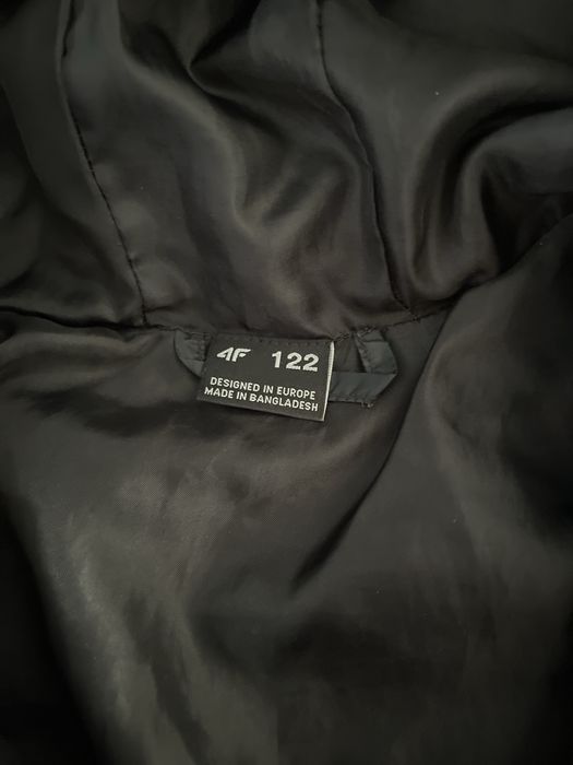 Geaca marimea 122 /6-7 ani ,4F