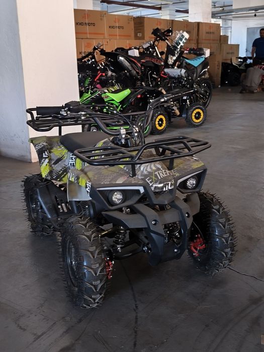 ATV quad 49cc puțin prăfuit la mâna a doua puțin utilizat merge perfect
