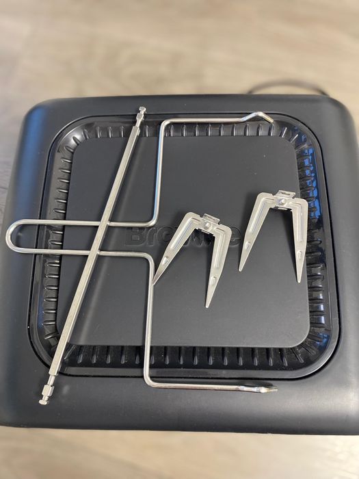 Vand Airfryer 2000W capacitate 10,6 l