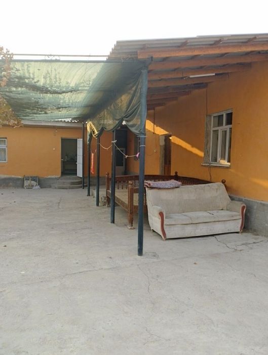 Hovli sotiladi 6 sotix