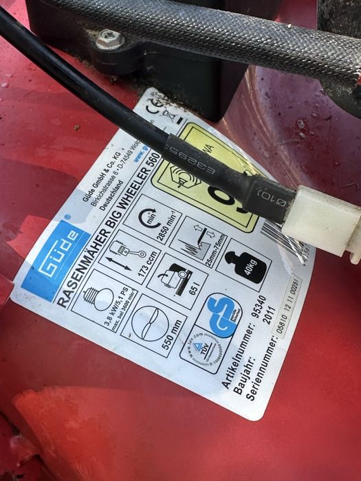 Беньинова самоходна косачка Gude