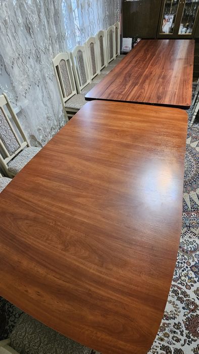 Обеденный стол 3