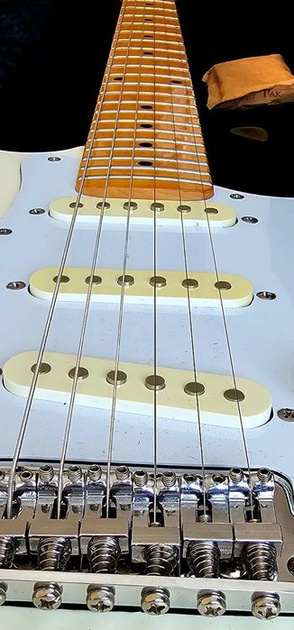 Продавам Hohner ST Special-Professional