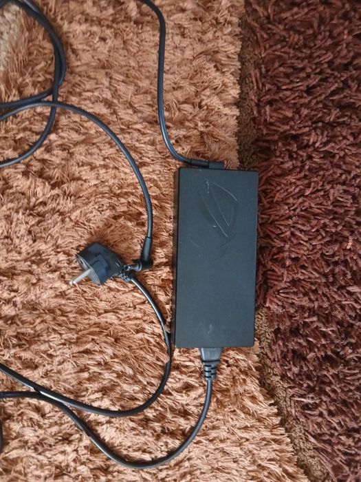 Зарядка для ноутбука,ASUS