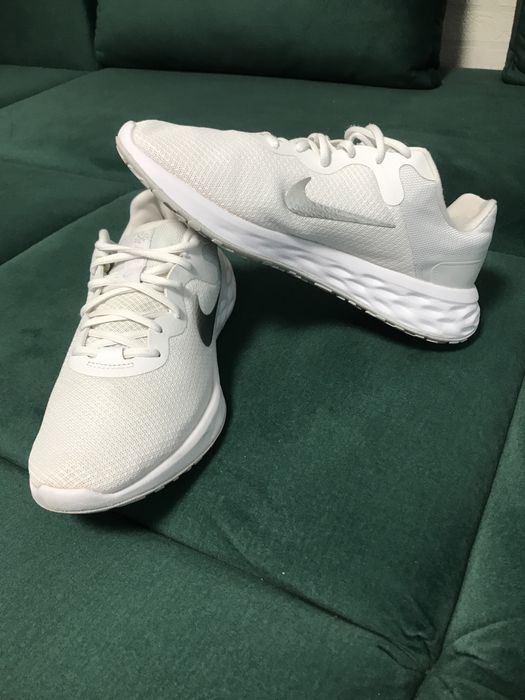 Sneaker Nike Revolution 6