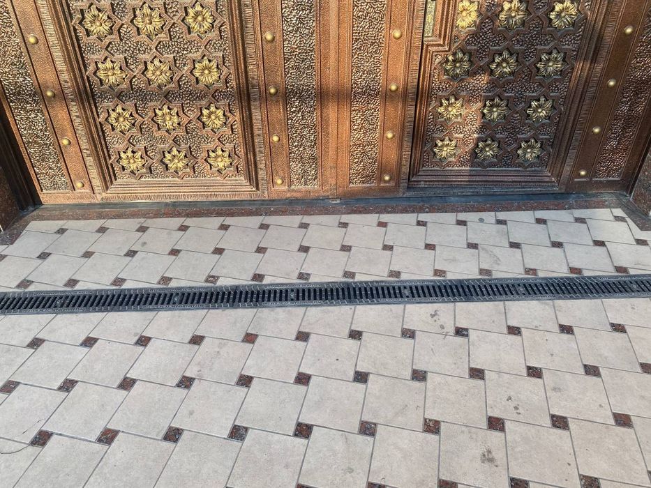 Дарвоза олдига орнатиш учун копкогли ариклар. Декоративний решотка