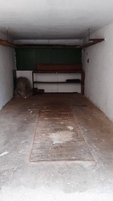 Дава се под наем Гараж / Паркомясто в Варна, м-т Траката - 18 кв.м за 153 € - Снимка #1