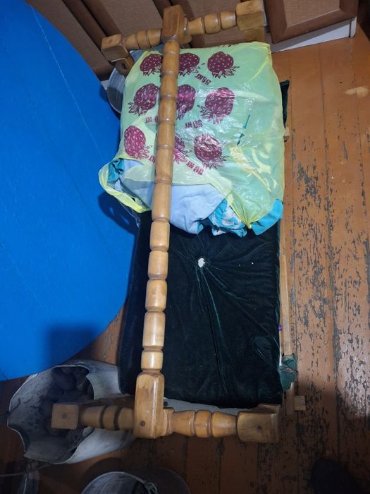 Продам Бесік в отличном состоянии