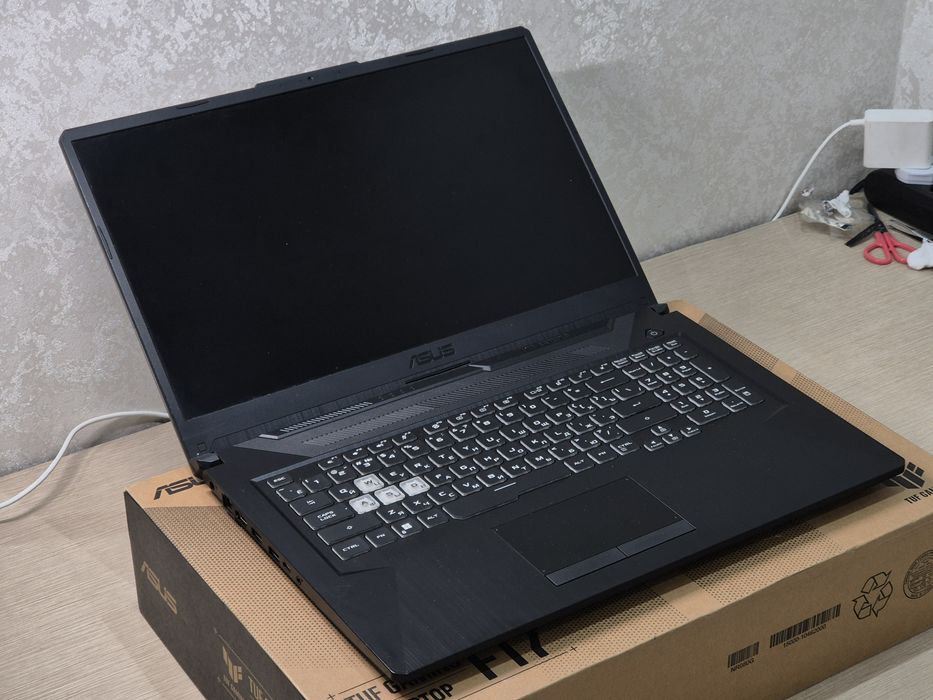 Asus TUF Gaming F17 Laptop