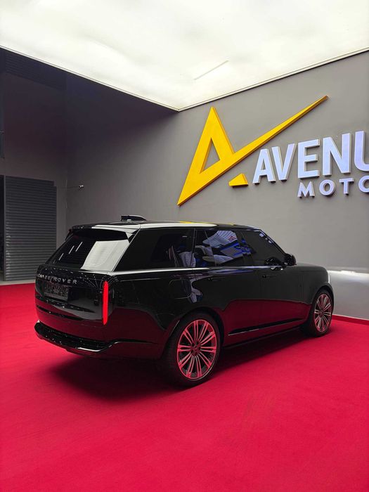 Продается Land Rover Range Rover Vogue SWB P400