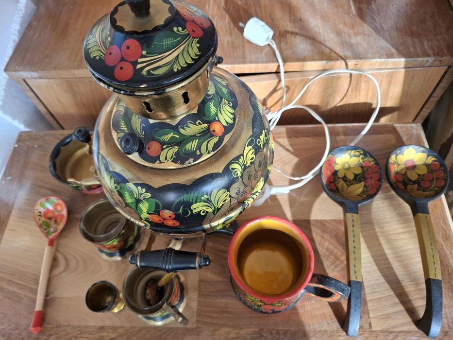 Samovoar electric rusesc