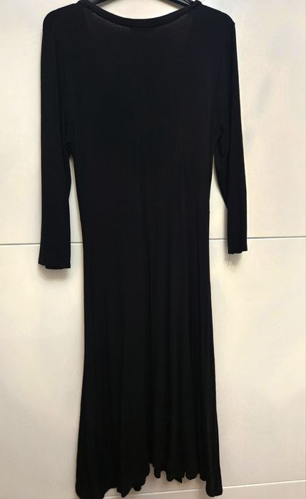 Rochie neagra lungime medie