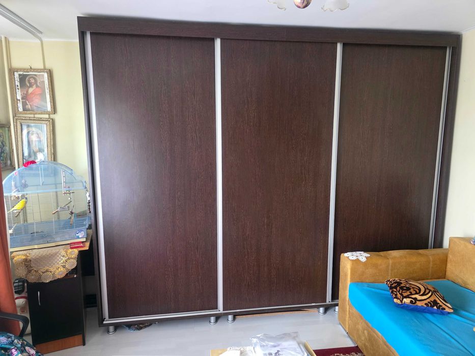 Dulap, sifonier 3 usi glisante, culoare wenge