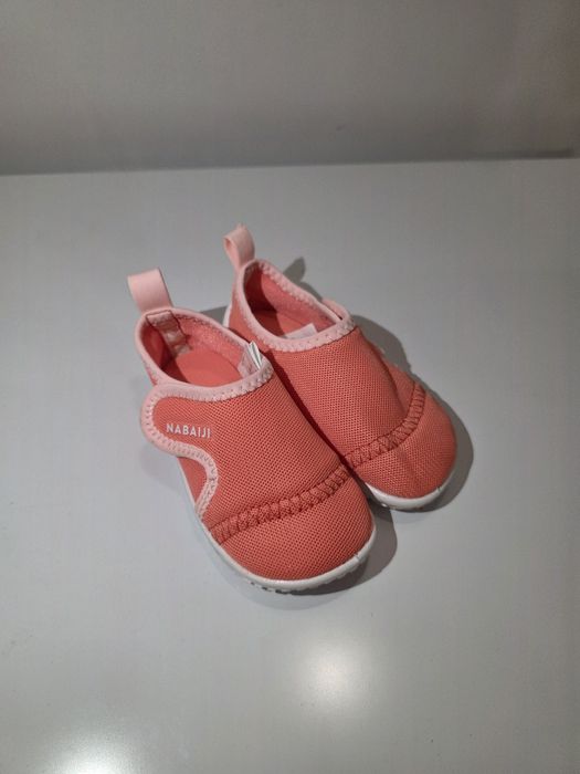Бебешки аква обувки 22/23 номер НОВИ Nabaiji

БЕБЕШКИ АКВА ОБУВКИ, КОР