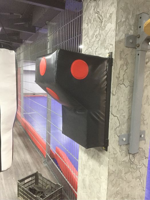 Боксерский ринг, борцовские ковры, татами, октагон