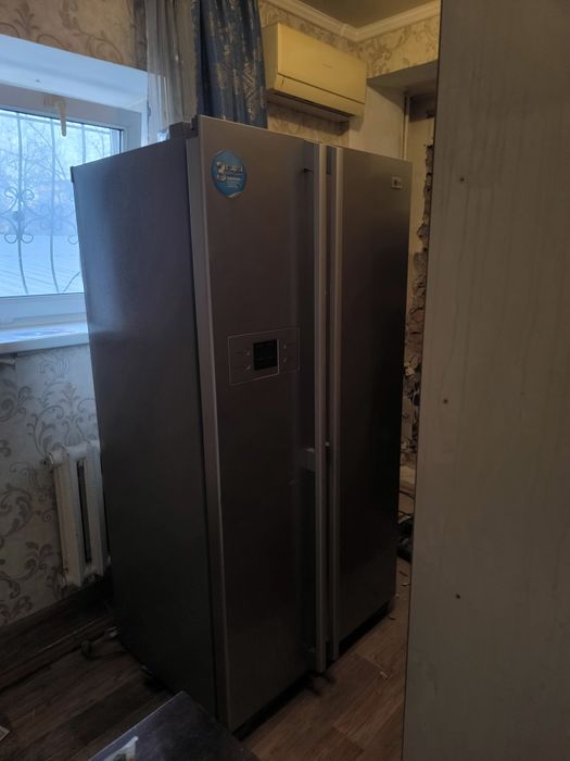 Холодильник двухкамерный