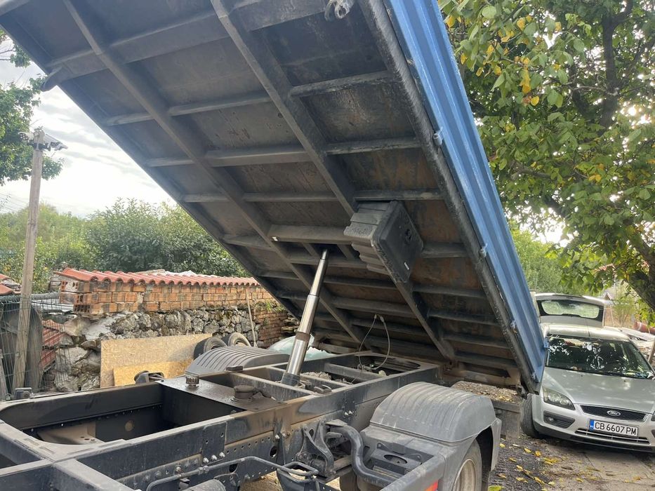 Mercedes Atego 818 1990 година